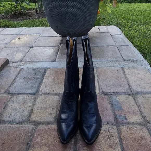 Vintage 90s Nocona Navy Leather Cowboy Boots | Made in USA | Western Heritage - Picture 4 of 10